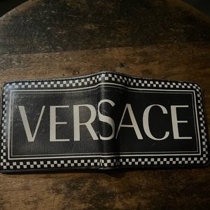 Versace mens wallet